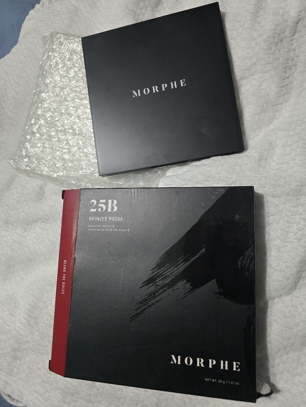 Morphe 25B Bronzed Mocha Eyeshadow Palette - Black & Red Accents